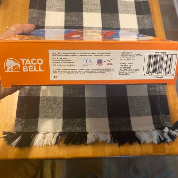 Taco Bell Fire Inflatable Pool Float Beach Lounge NIB - Picture 4 of 4